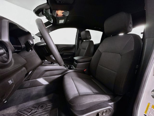 Used 2023 Chevrolet Colorado Trail Boss AWD/4WD image 21