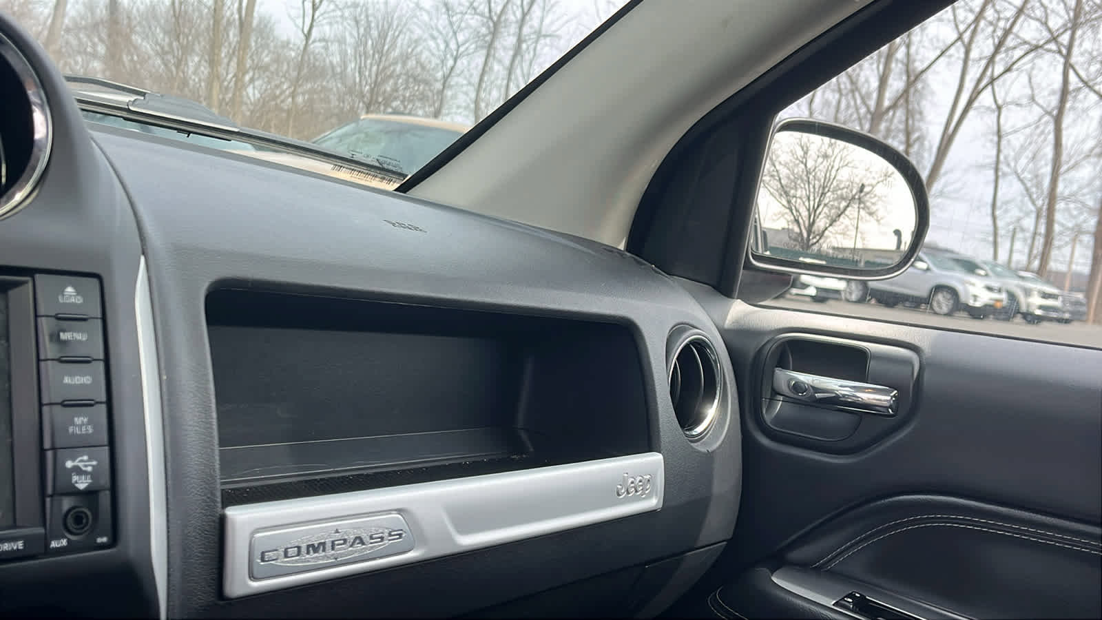 Used 2017 Jeep Compass High Altitude image 18