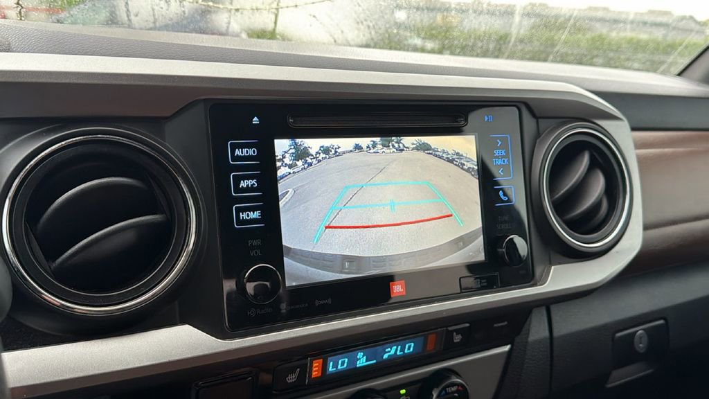 Used 2017 Toyota Tacoma Limited w/ Tow Package AWD/4WD image 31