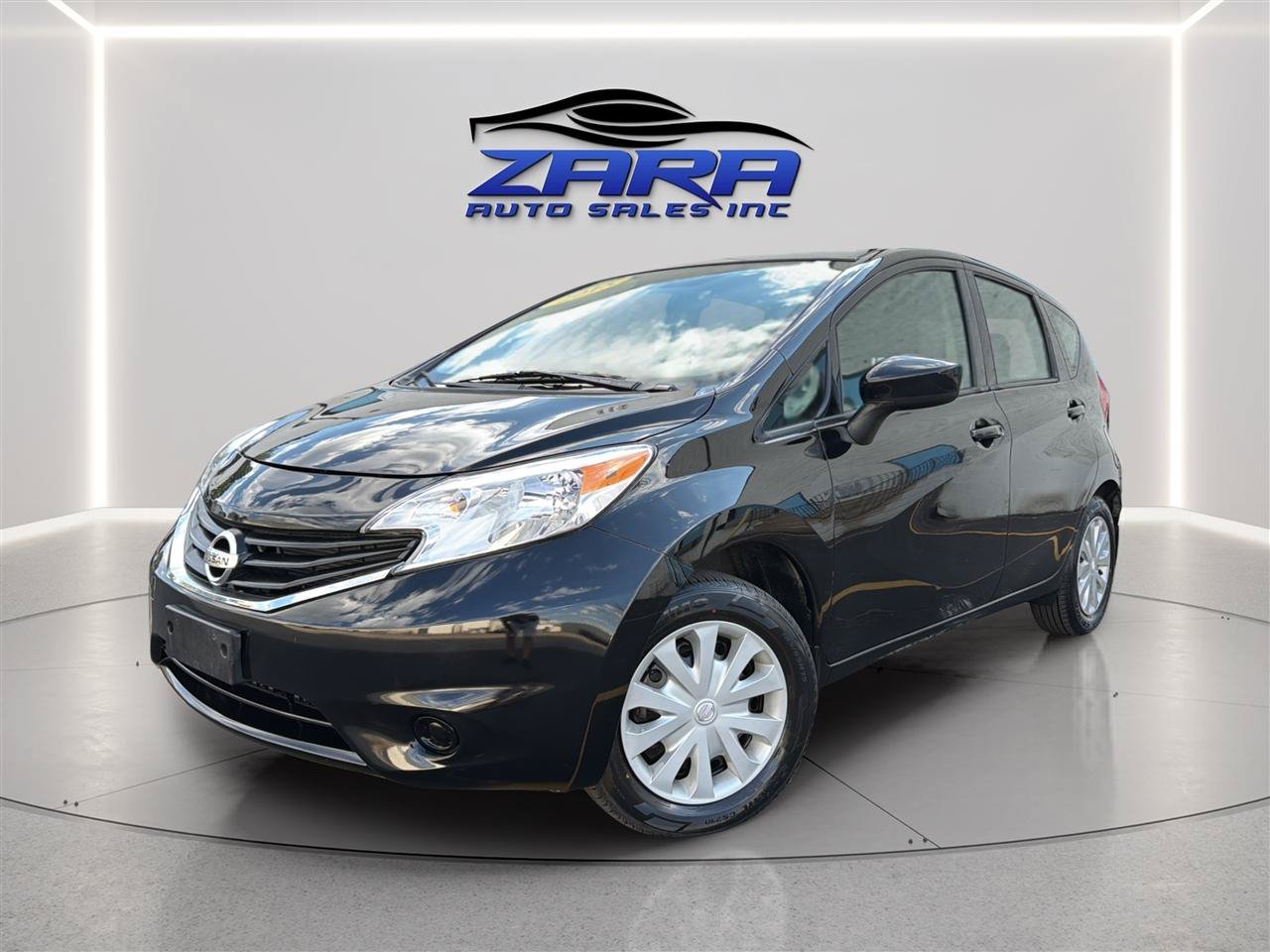 Used 2015 Nissan Versa Note S Plus FWD image 1