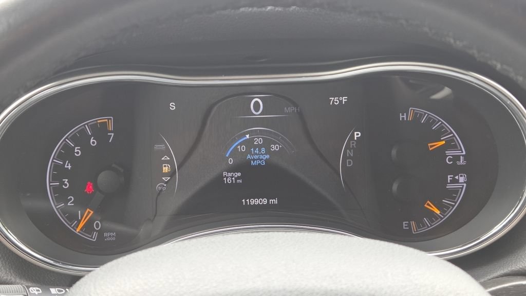 Used 2018 Jeep Grand Cherokee Altitude AWD/4WD image 19