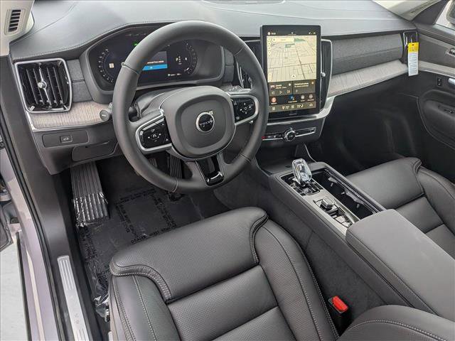 New 2026 Volvo XC90 B6 Ultra w/ Protection Package image 3