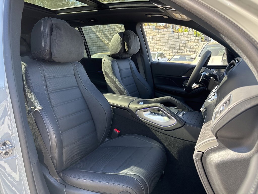 New 2025 Mercedes-Benz GLS 580 4MATIC image 24