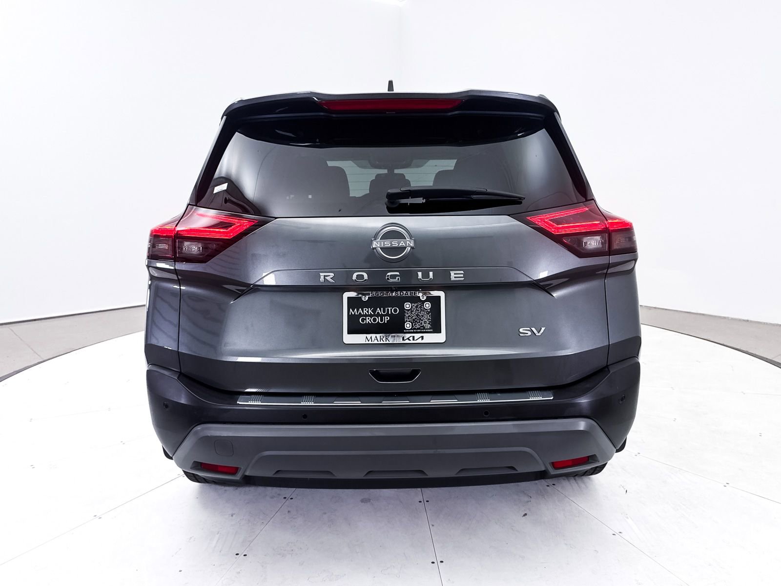 Used 2022 Nissan Rogue SV w/ SV Premium Package image 18