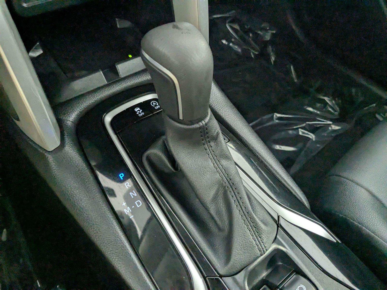 Certified 2025 Toyota Corolla Cross XLE FWD image 29