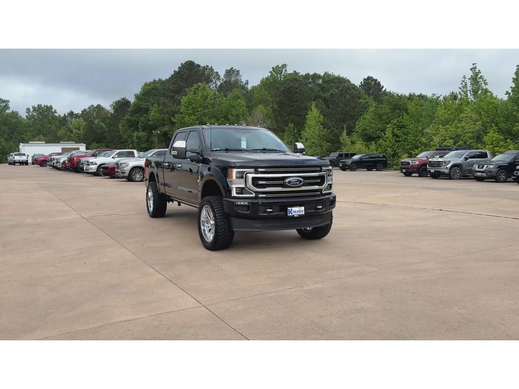 Used 2022 Ford F250 Platinum w/ FX4 Off-Road Package AWD/4WD image 3