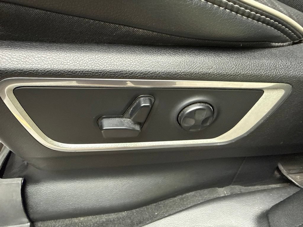 Used 2019 RAM 1500 Laramie AWD/4WD image 24