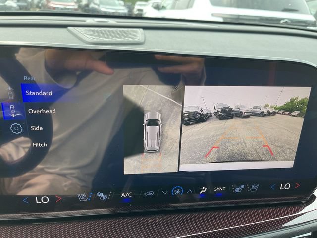 New 2026 Chevrolet Traverse RS w/ LPO, Floor Liner Package AWD/4WD image 17