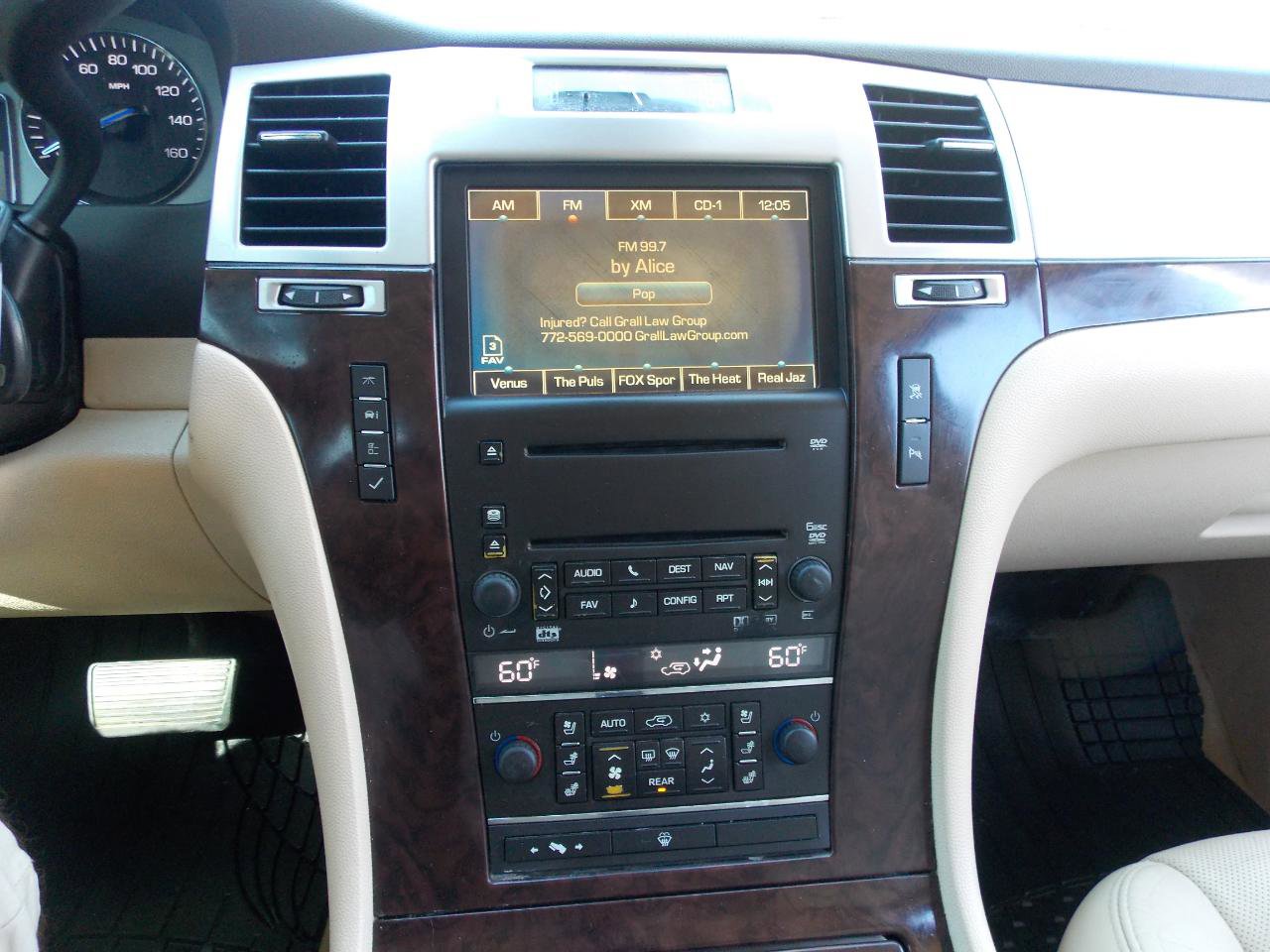 Used 2007 Cadillac Escalade 2WD w/ Information Package image 13