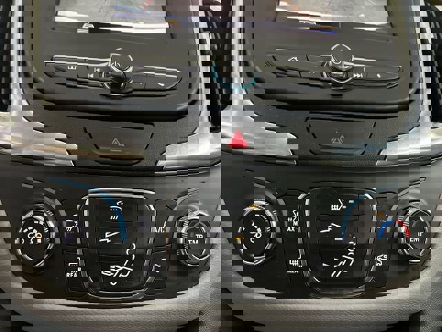 Used 2021 Chevrolet Equinox LS w/ LS Convenience Package image 17