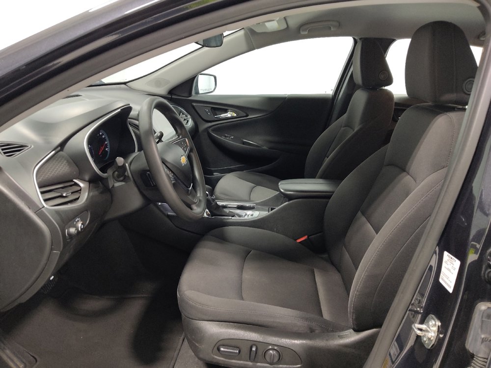Used 2023 Chevrolet Malibu LT image 17