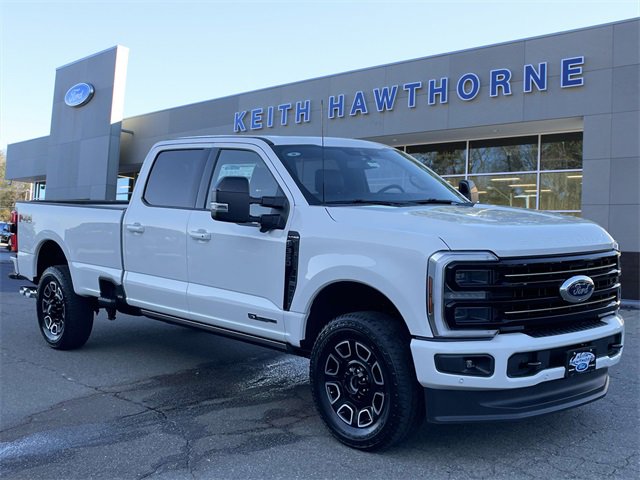 New 2025 Ford F350 Platinum w/ FX4 Off-Road Package video 1