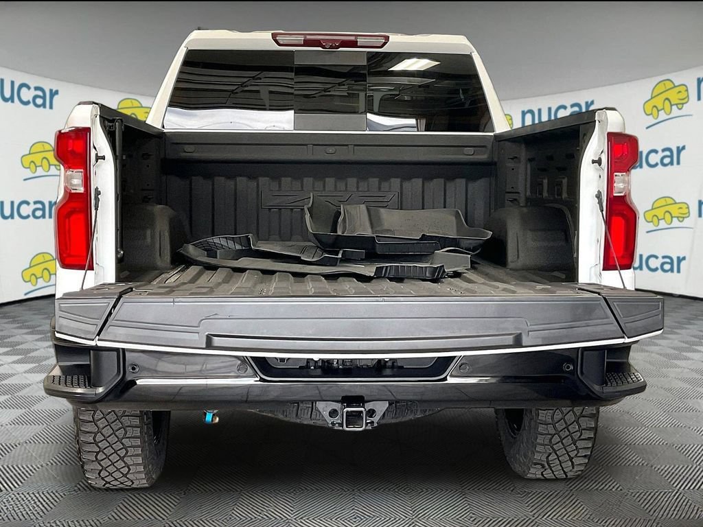Used 2024 Chevrolet Silverado 1500 ZR2 w/ Technology Package AWD/4WD image 5
