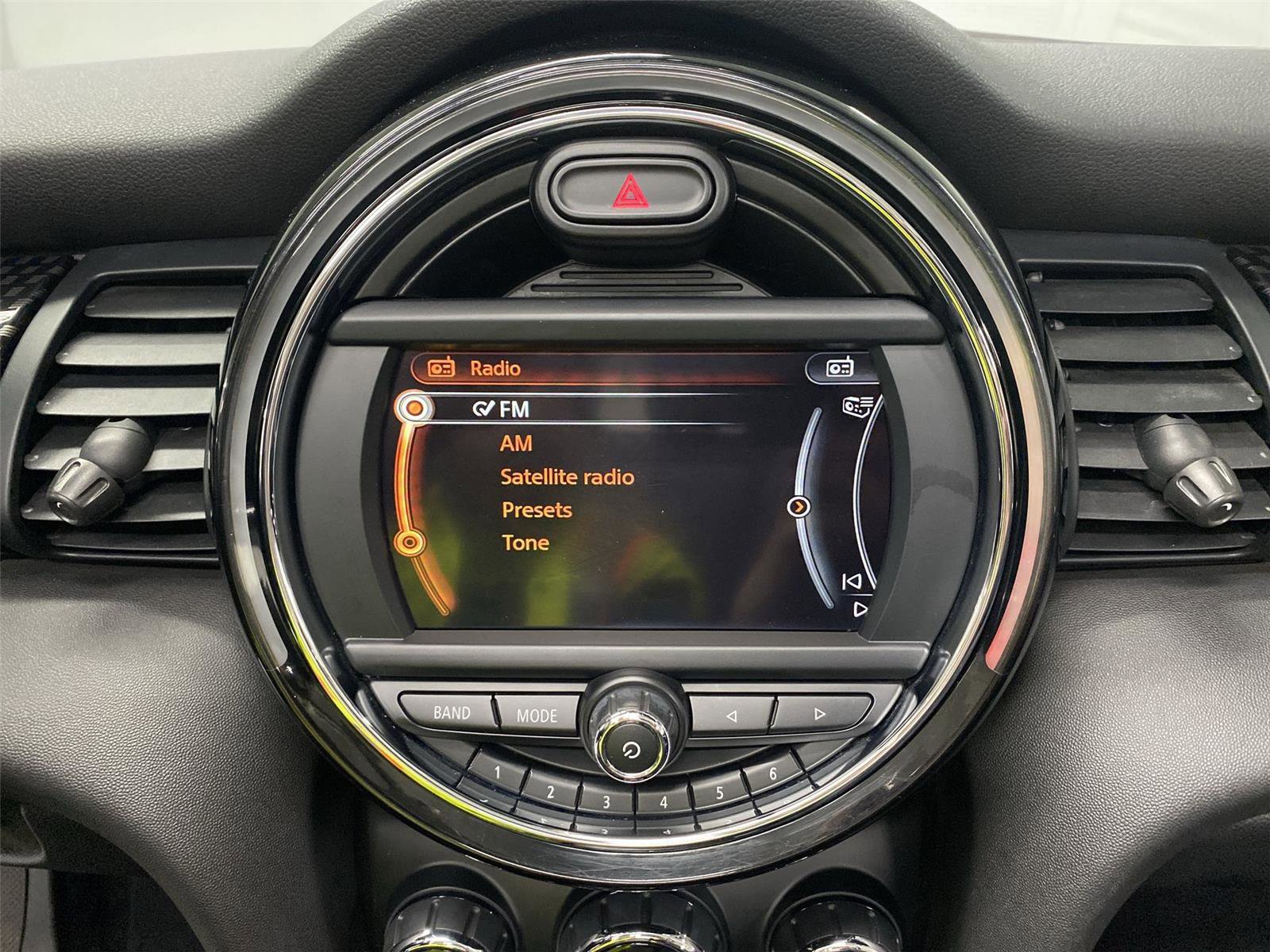 Used 2017 MINI Cooper S image 14