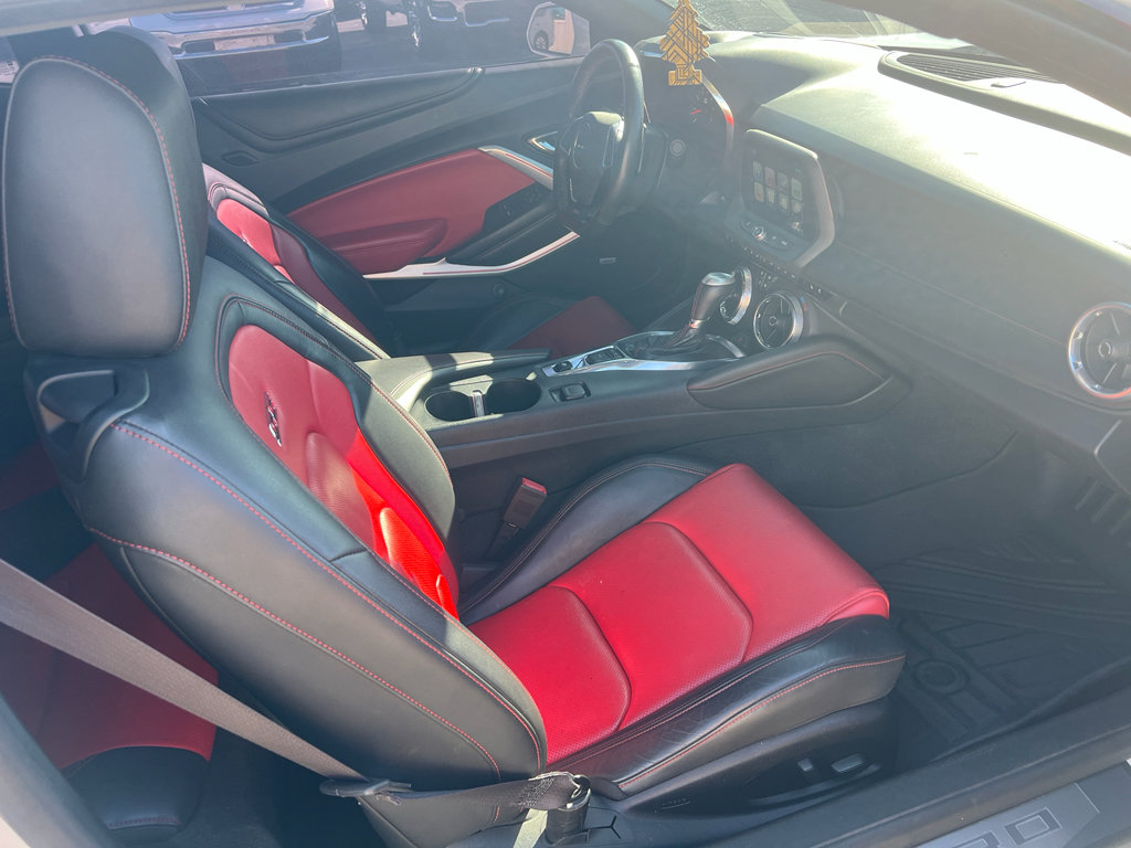 Used 2016 Chevrolet Camaro SS image 15