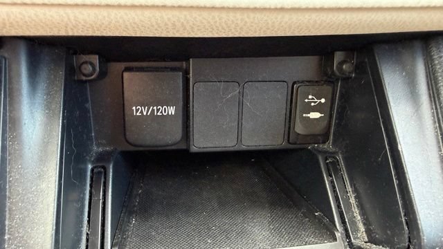 Used 2018 Toyota Corolla iM w/ Carpet Mat Package (TMS) FWD image 23