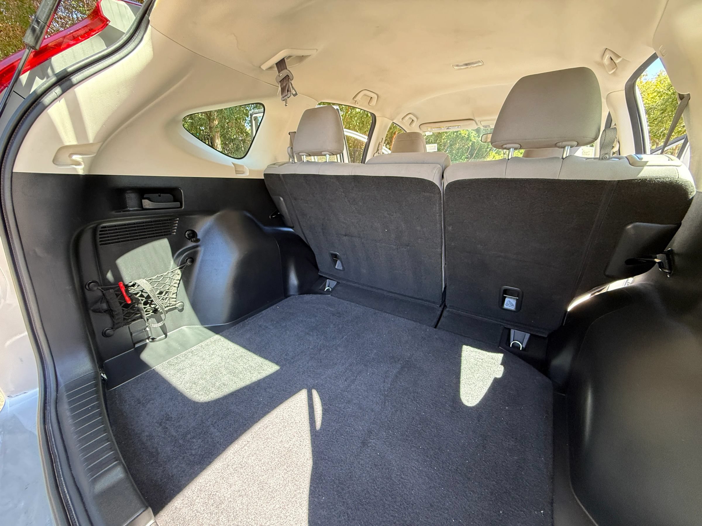 Used 2015 Honda CR-V LX image 28
