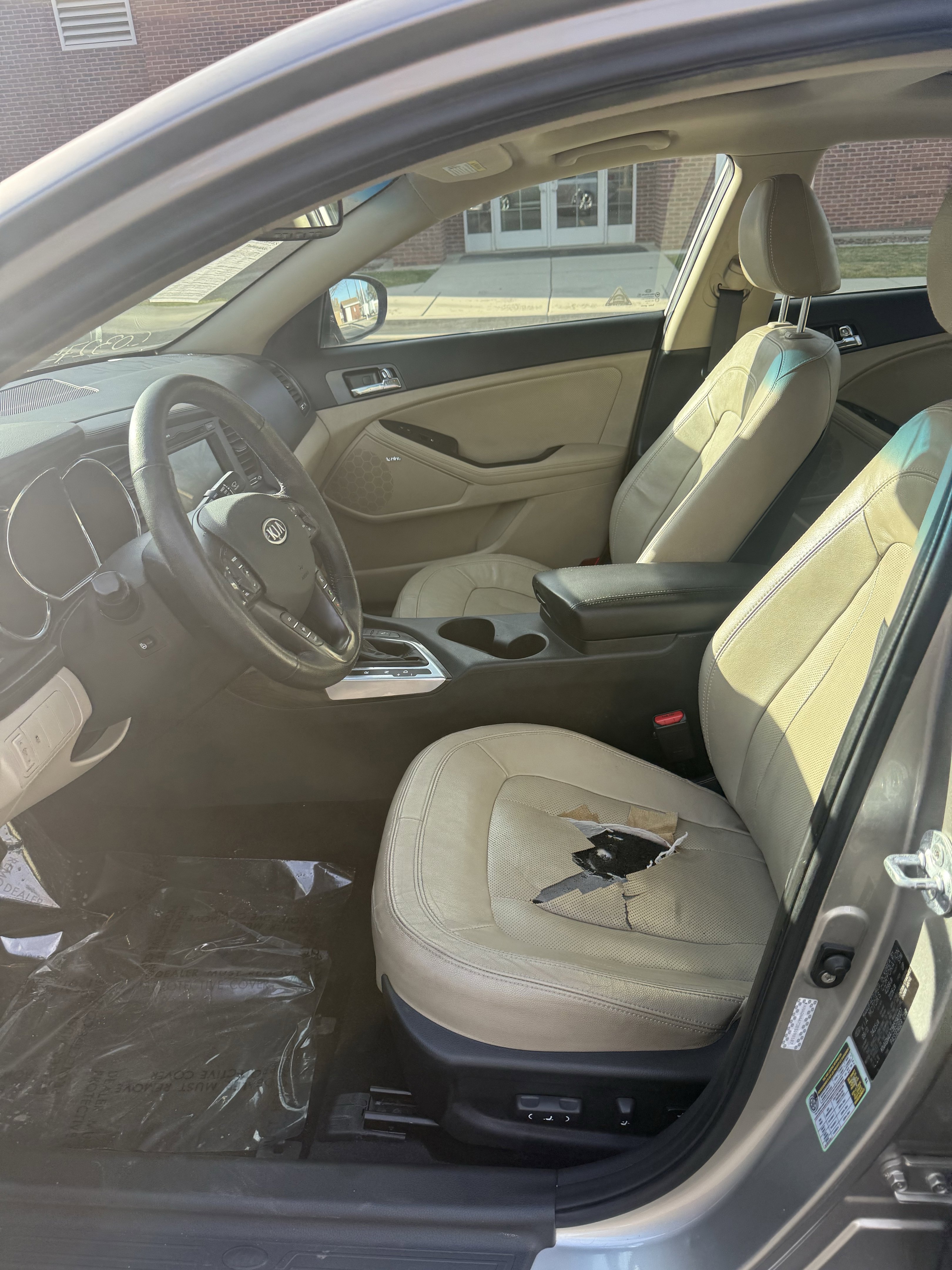 Used 2011 Kia Optima EX w/ Premium Pkg FWD image 16