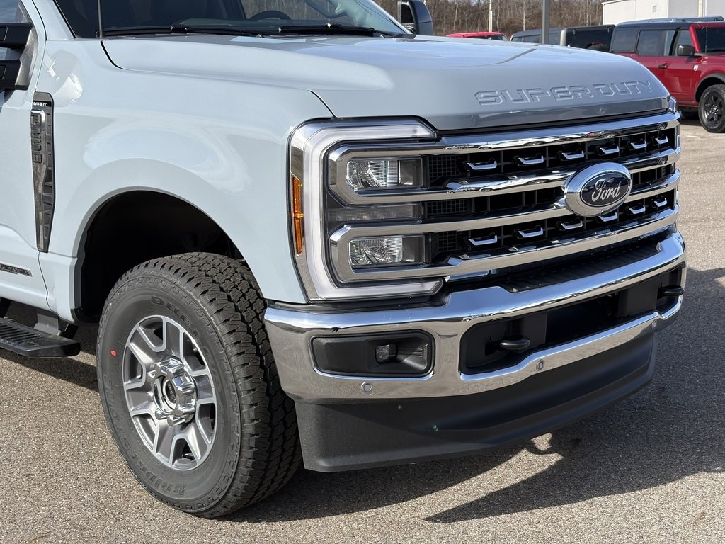 New 2026 Ford F250 Lariat w/ Lariat Premium Package image 9