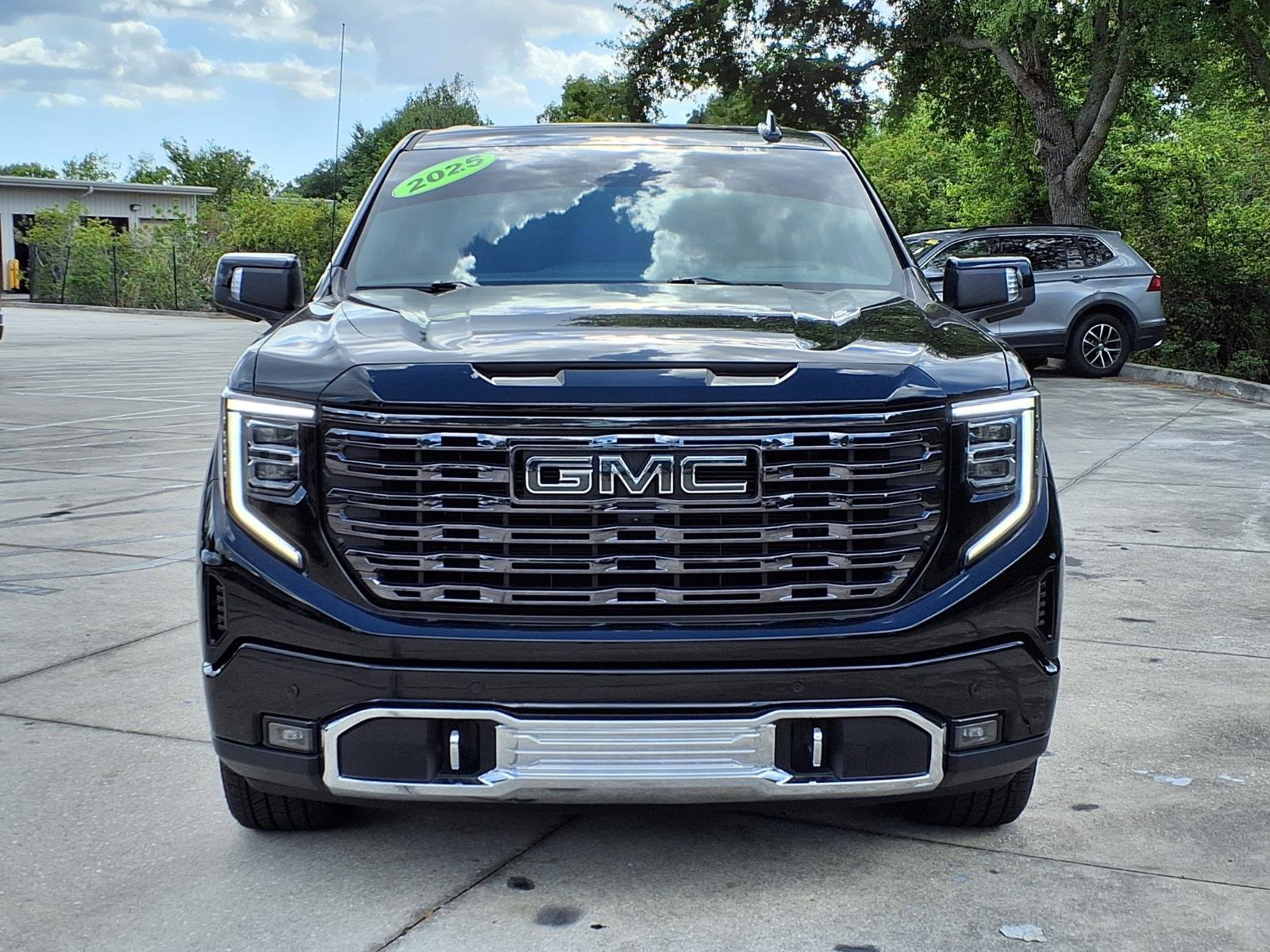 Used 2025 GMC Sierra 1500 Denali Ultimate AWD/4WD image 7