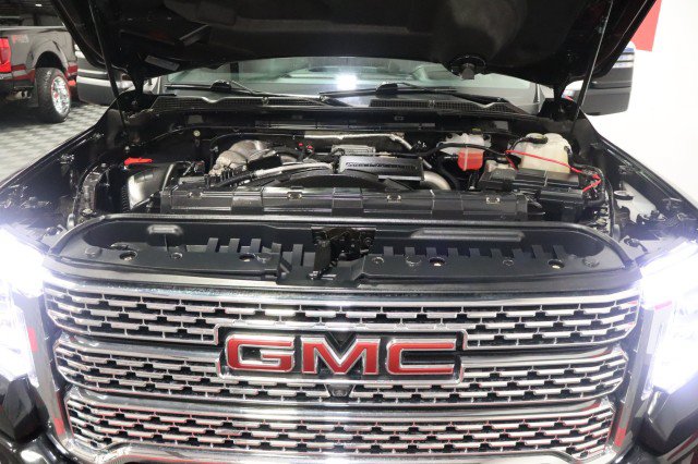 Used 2022 GMC Sierra 3500 Denali w/ Denali Black Diamond Edition AWD/4WD image 80