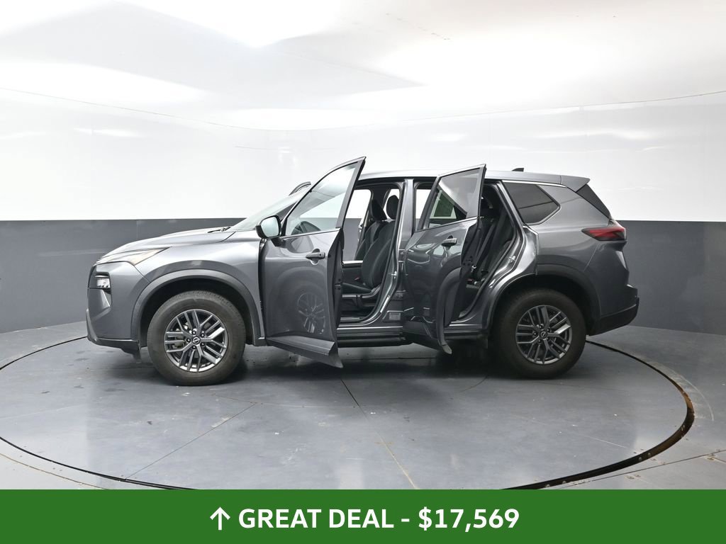 Used 2024 Nissan Rogue S FWD image 55
