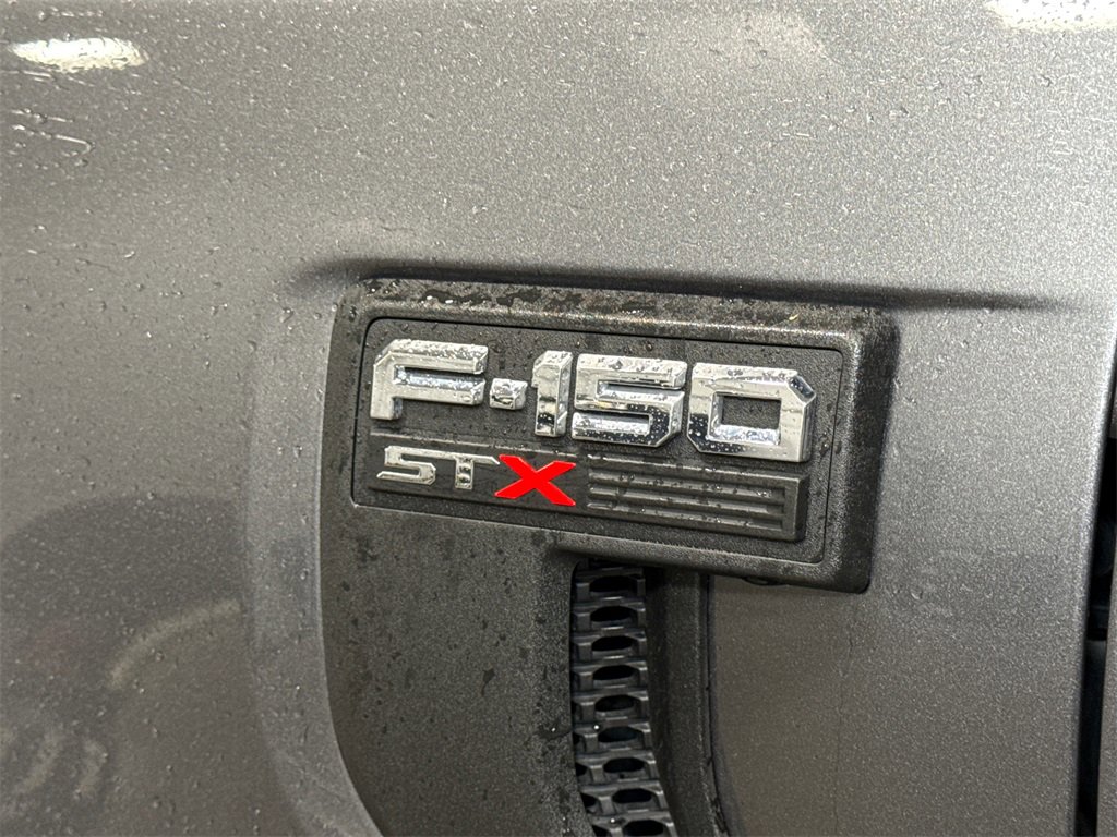 Used 2022 Ford F150 XL w/ STX Appearance Package image 4