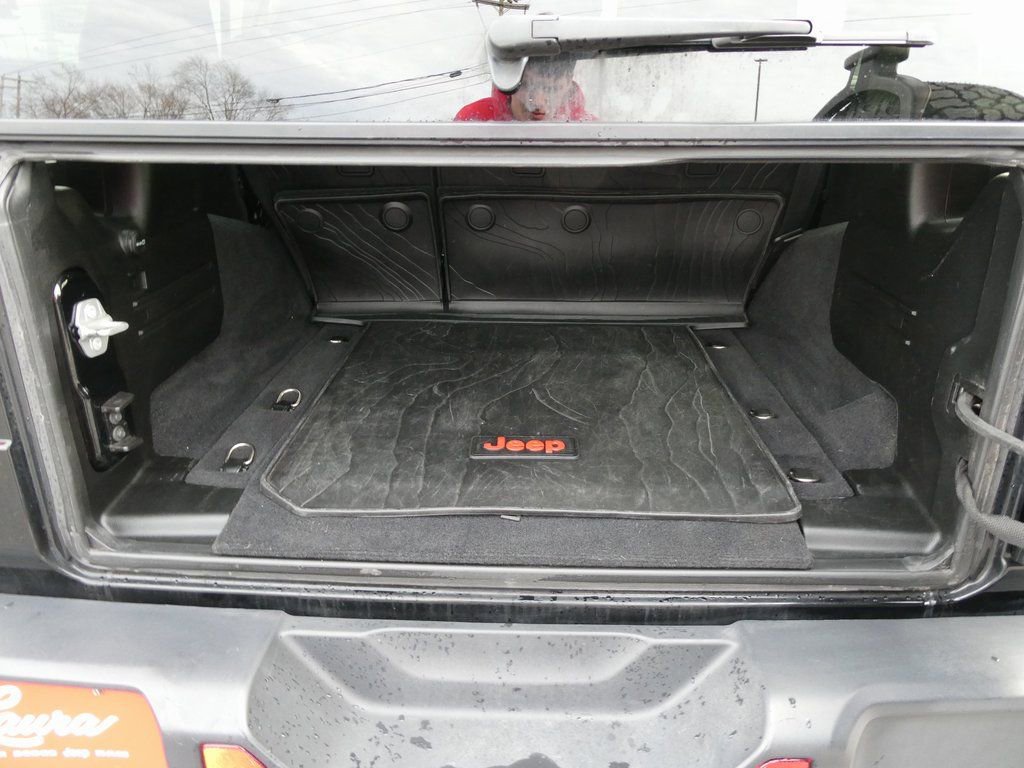 Used 2020 Jeep Wrangler Unlimited Sport image 17