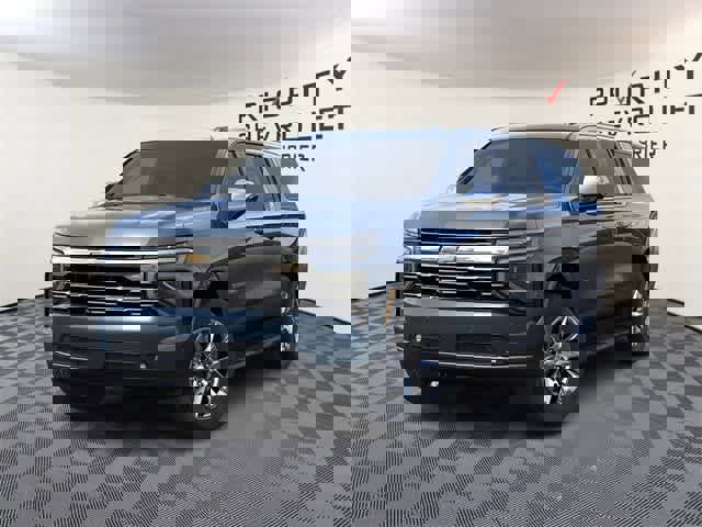 New 2026 Chevrolet Suburban Premier w/ Sun And Tow Package image 6
