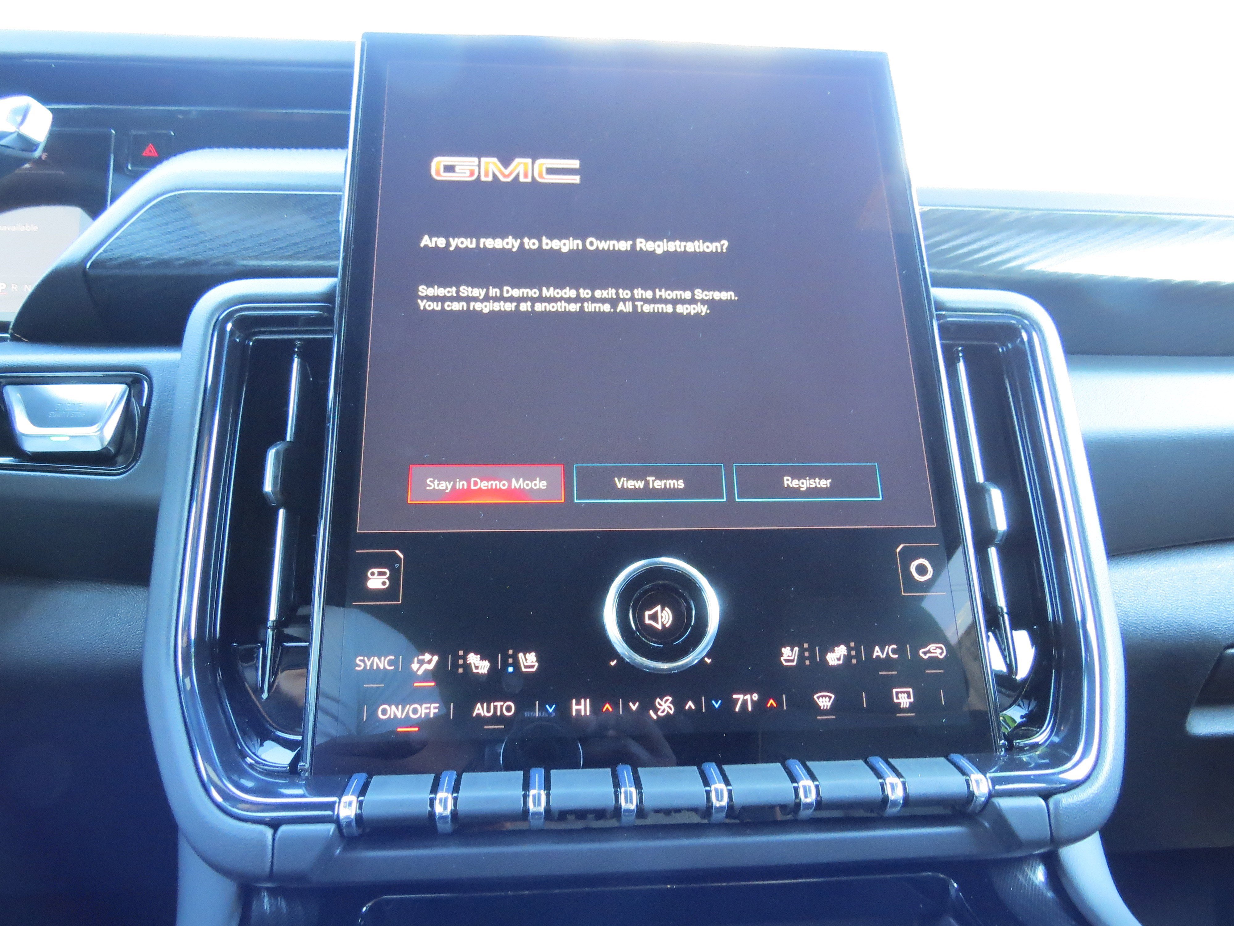 New 2026 GMC Yukon XL AT4 w/ AT4 Premium Package image 29