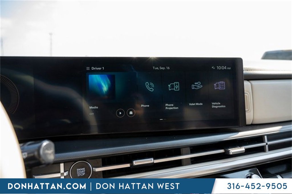 Used 2024 Hyundai Santa Fe SEL image 9