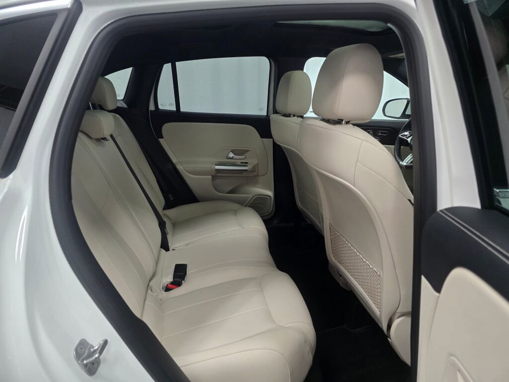 Used 2026 Mercedes-Benz GLA 250 4MATIC image 23