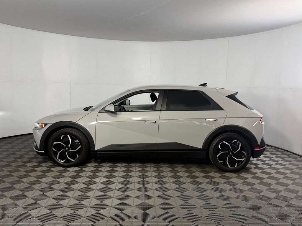 Used 2024 Hyundai Ioniq 5 SEL RWD image 13
