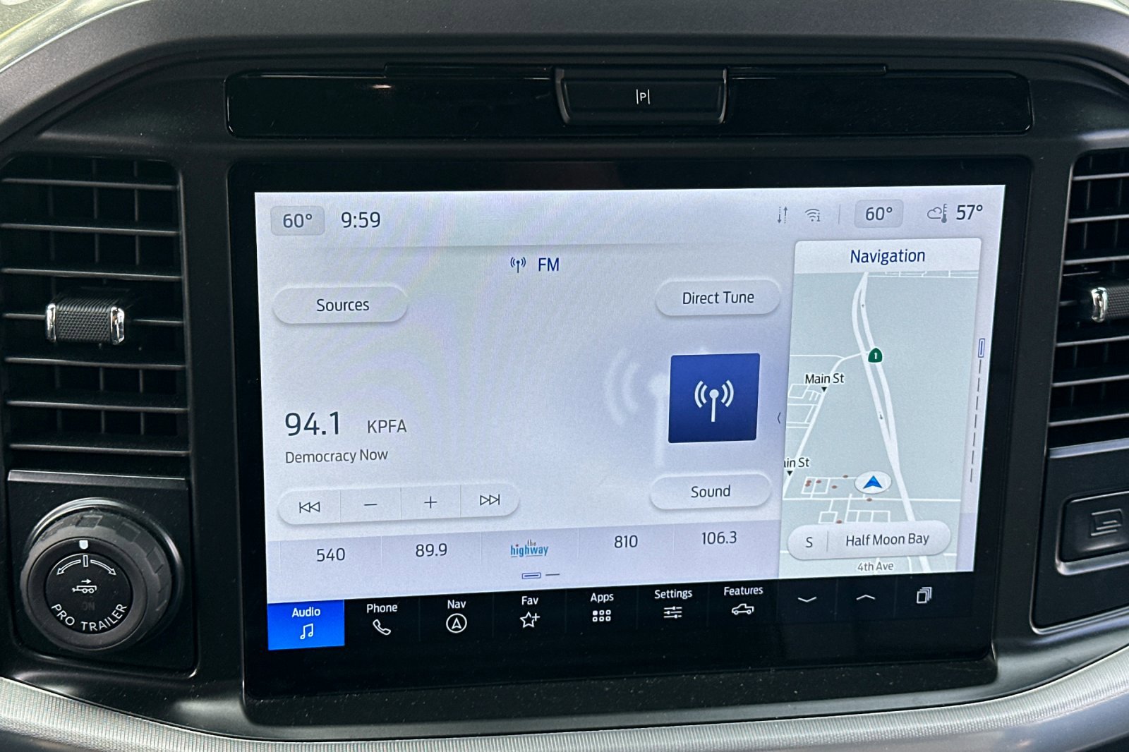 Used 2025 Ford F150 Lariat w/ Equipment Group 501A Mid image 16