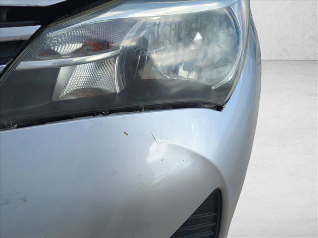 Used 2016 Toyota Yaris L image 9