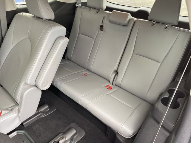 Used 2020 Toyota Highlander Limited AWD/4WD image 34