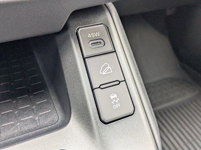 New 2026 Toyota RAV4 XSE AWD/4WD image 21