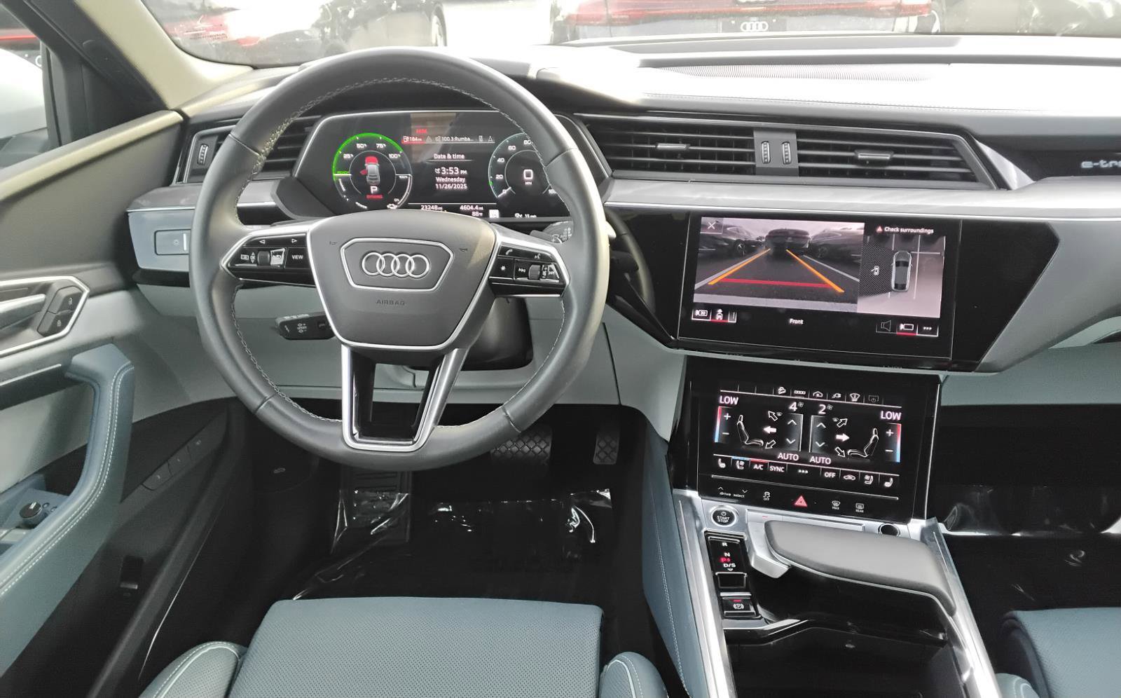 Used 2023 Audi e-tron Prestige w/ Prestige Package image 22