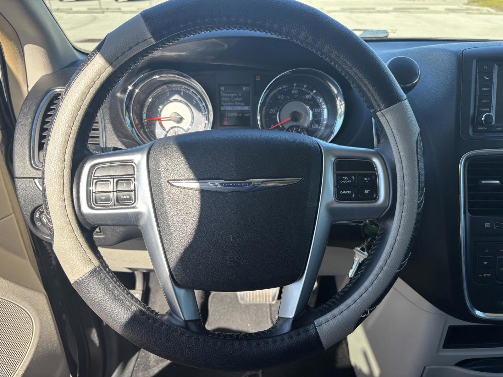 Used 2011 Chrysler Town & Country Touring w/ Security Group image 26