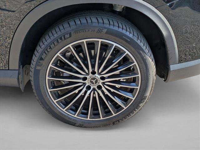 Certified 2025 Mercedes-Benz GLC 300 image 7