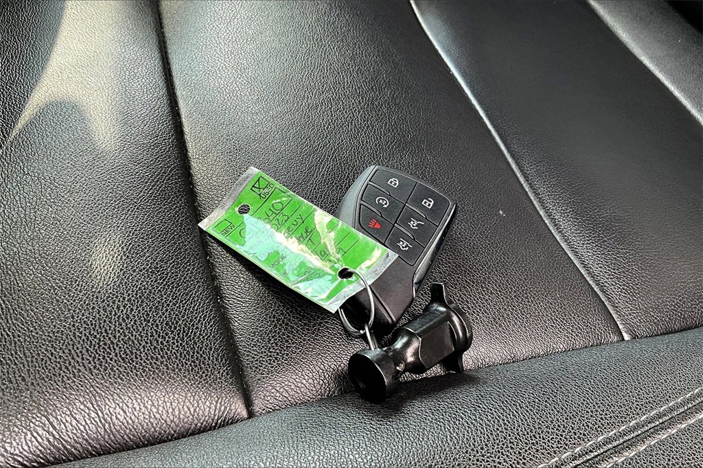 Used 2023 Chevrolet Tahoe LT image 11