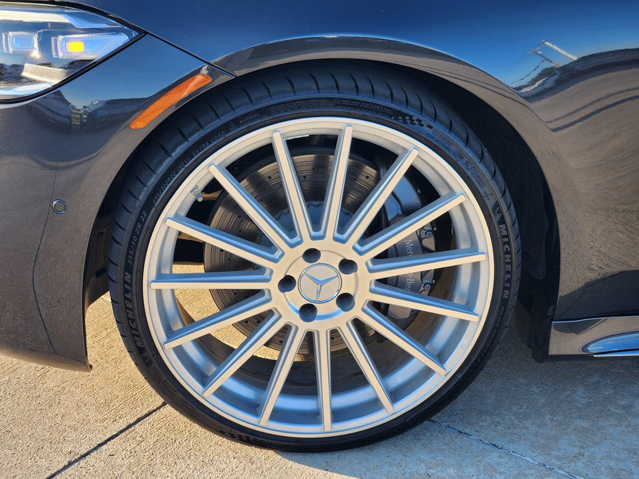 Used 2023 Mercedes-Benz S 580 4MATIC Sedan w/ AMG Line image 11