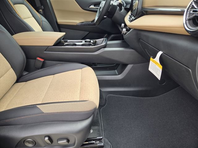 New 2026 Chevrolet Equinox ACTIV w/ Convenience Package III FWD image 10