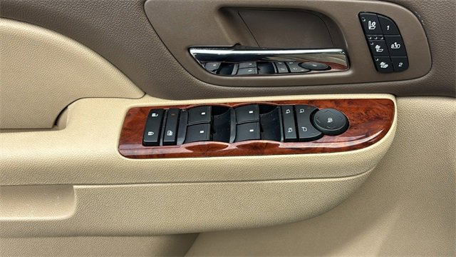 Used 2014 Chevrolet Tahoe LTZ image 15