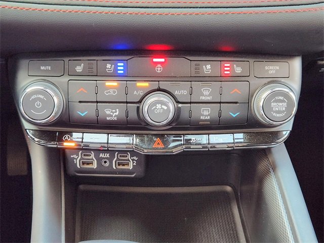 Certified 2024 Dodge Durango GT image 18