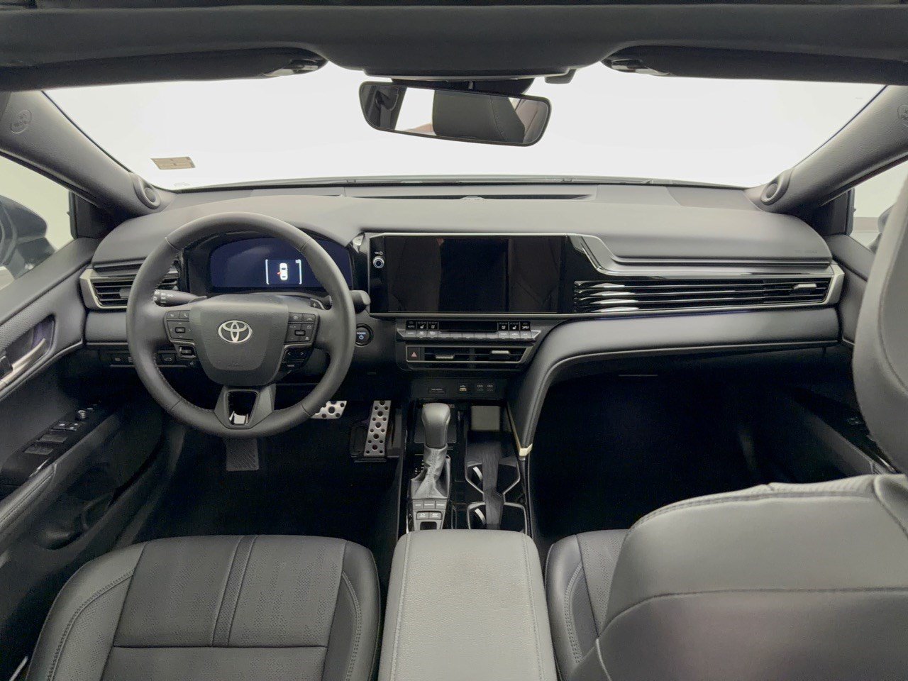 Used 2026 Toyota Camry XSE w/ Premium Package FWD image 17