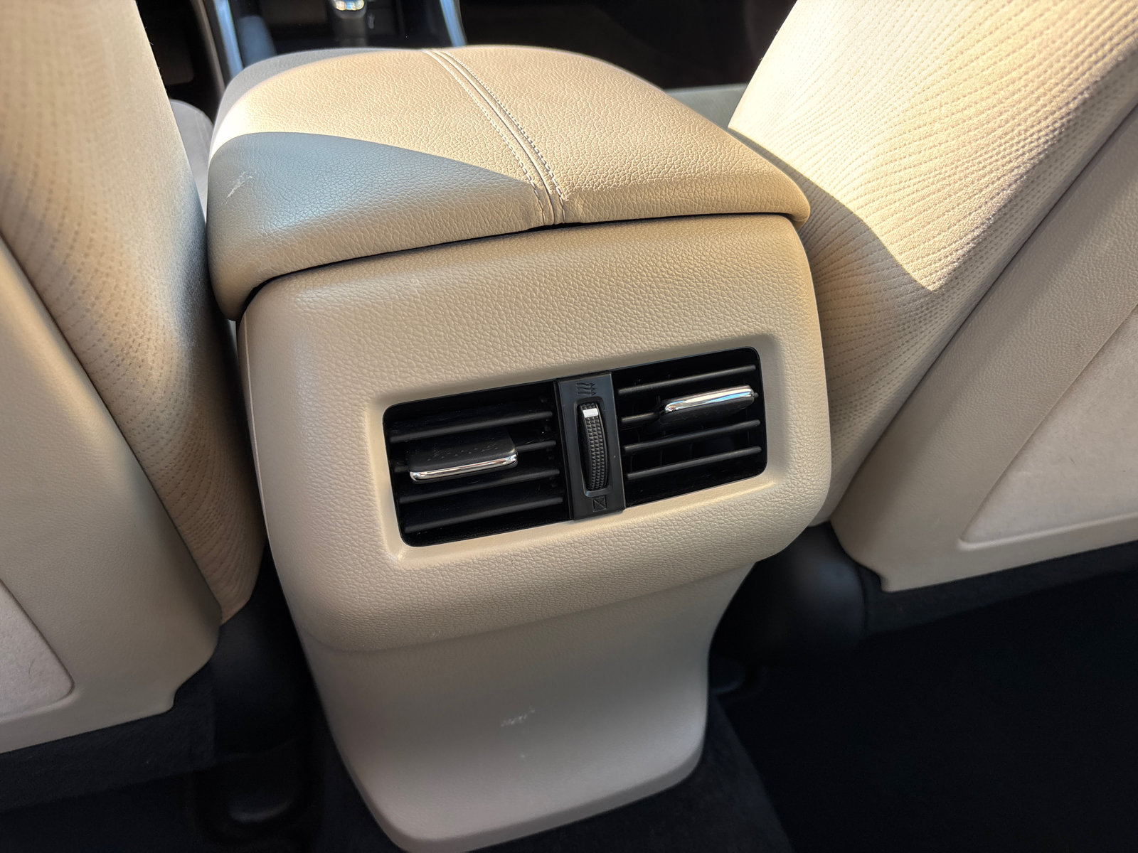 Used 2013 Honda Accord EX image 33