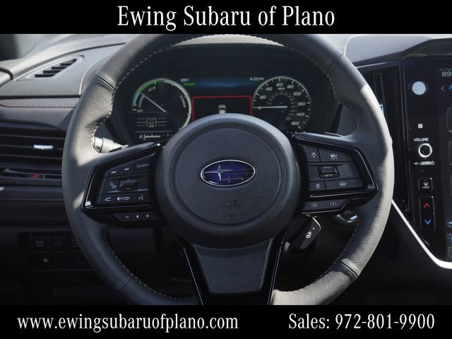 Used 2025 Subaru Forester Touring image 3