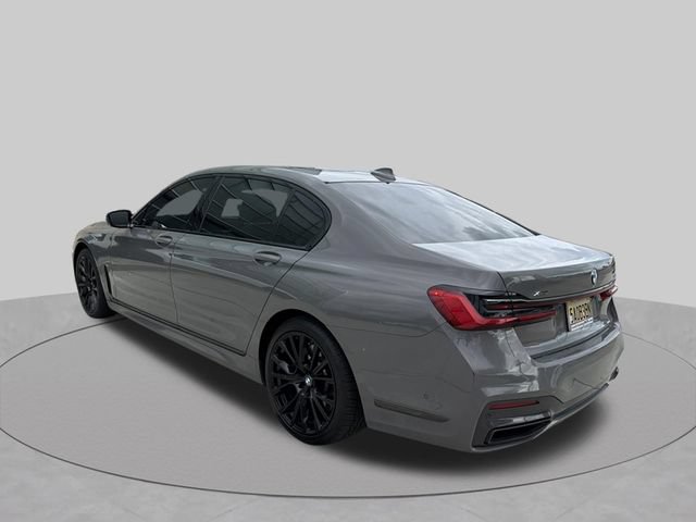 Used 2020 BMW 750i xDrive w/ Executive Package AWD/4WD image 13