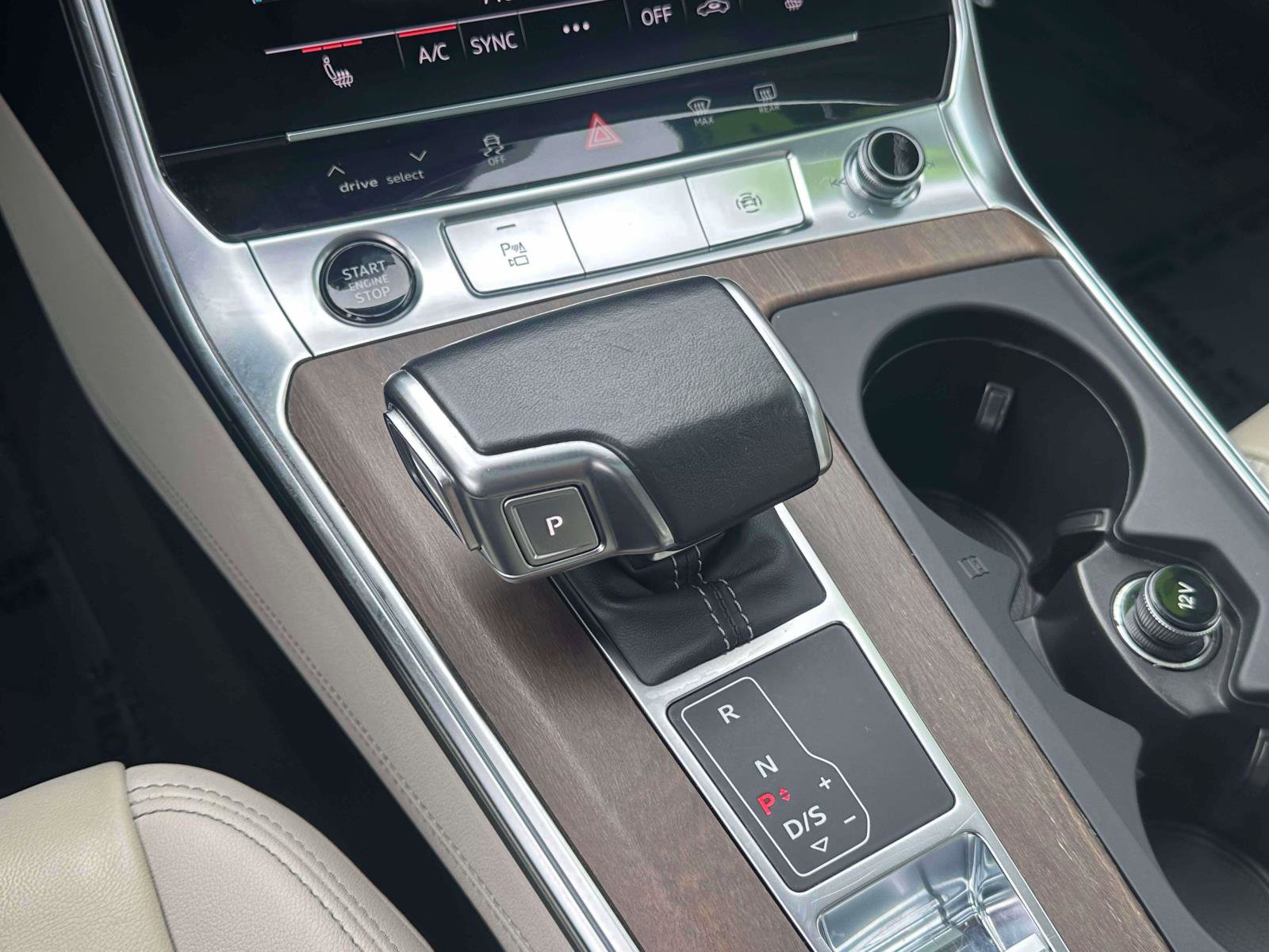 Used 2024 Audi A6 Premium Plus image 33